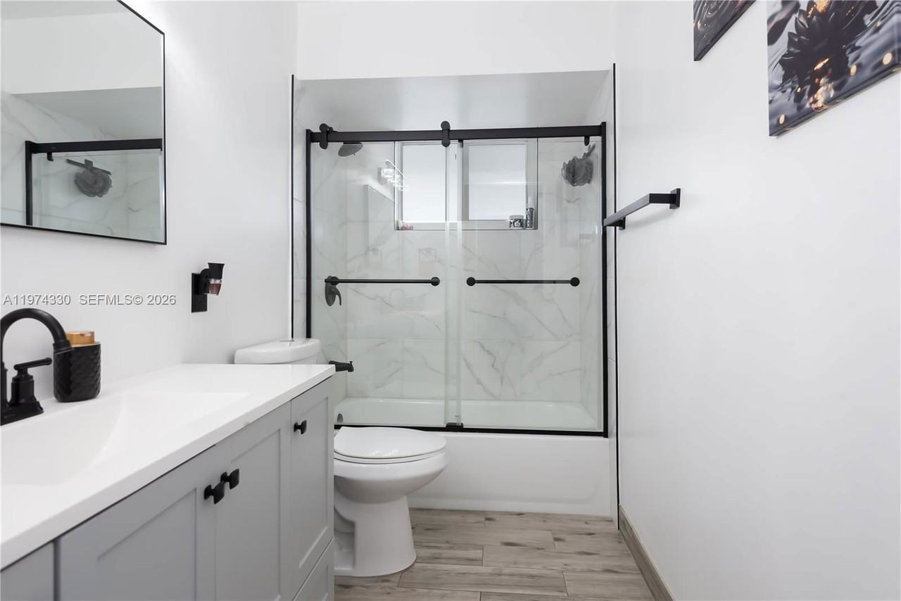 Hayes St - Photo 2 of 8