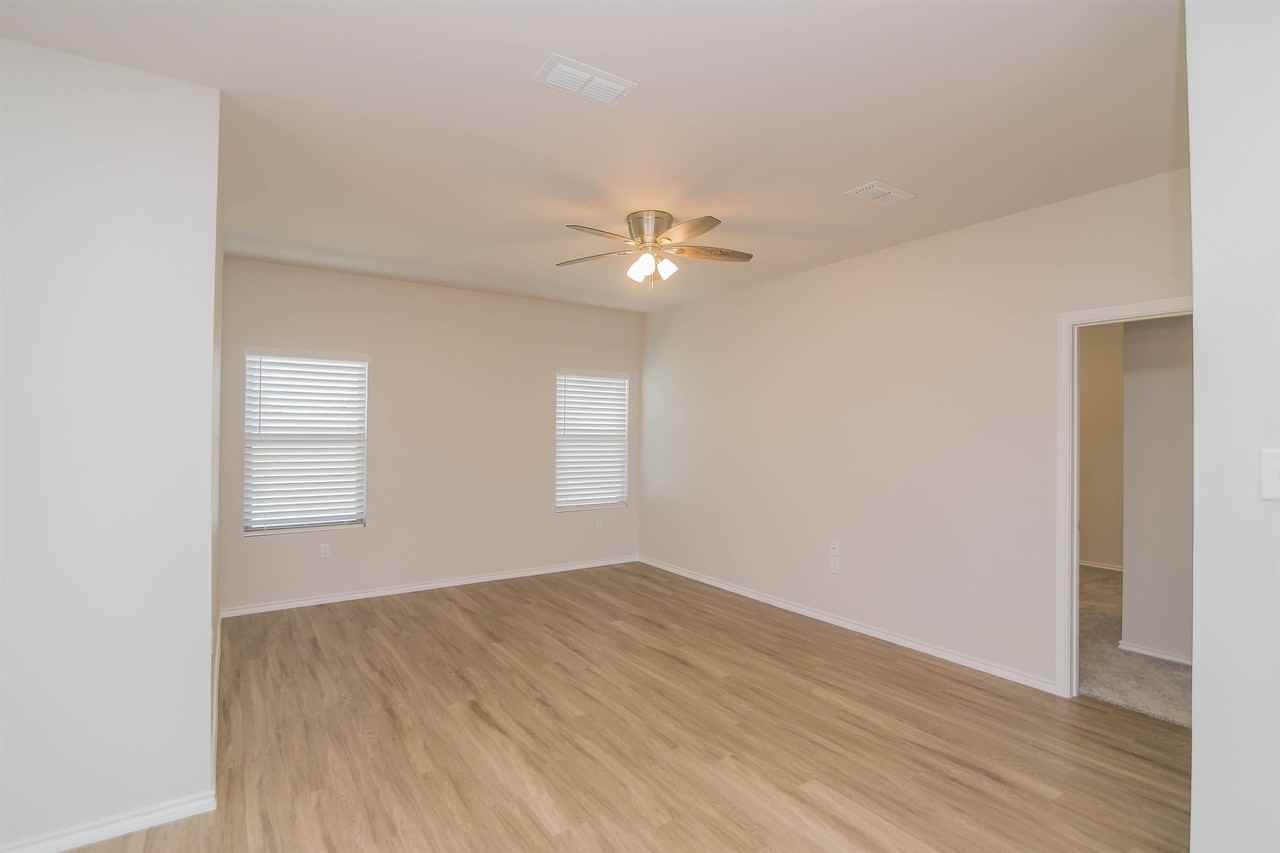 1132 Mission Creek Dr - Photo 4 of 21