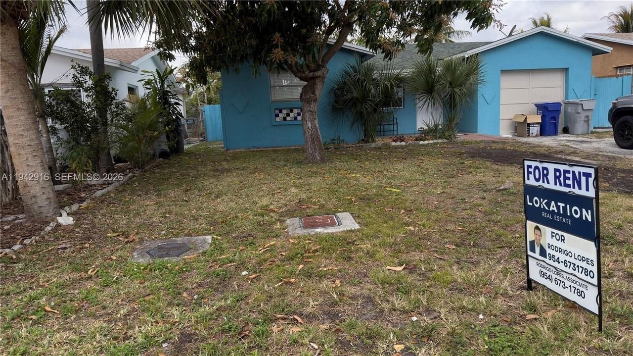 3731 Ne 12th Ter - Photo 2 of 12