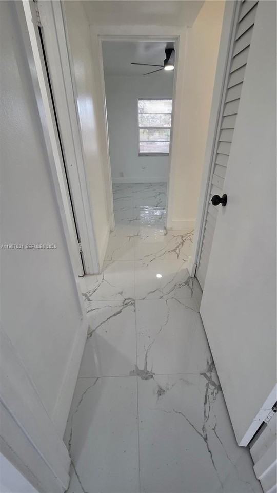 7085 W Sunrise Blvd #7085 - Photo 6 of 32