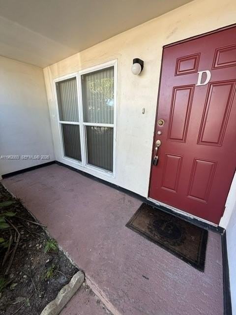 3326 Farragut St #6D - Photo 2 of 25