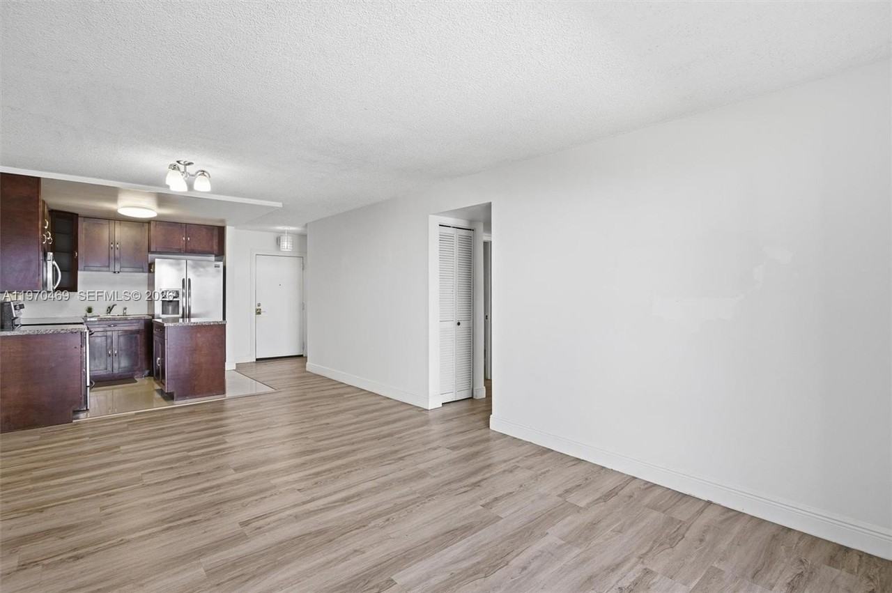 3001 Sw 2nd St #111C - Photo 6 of 22