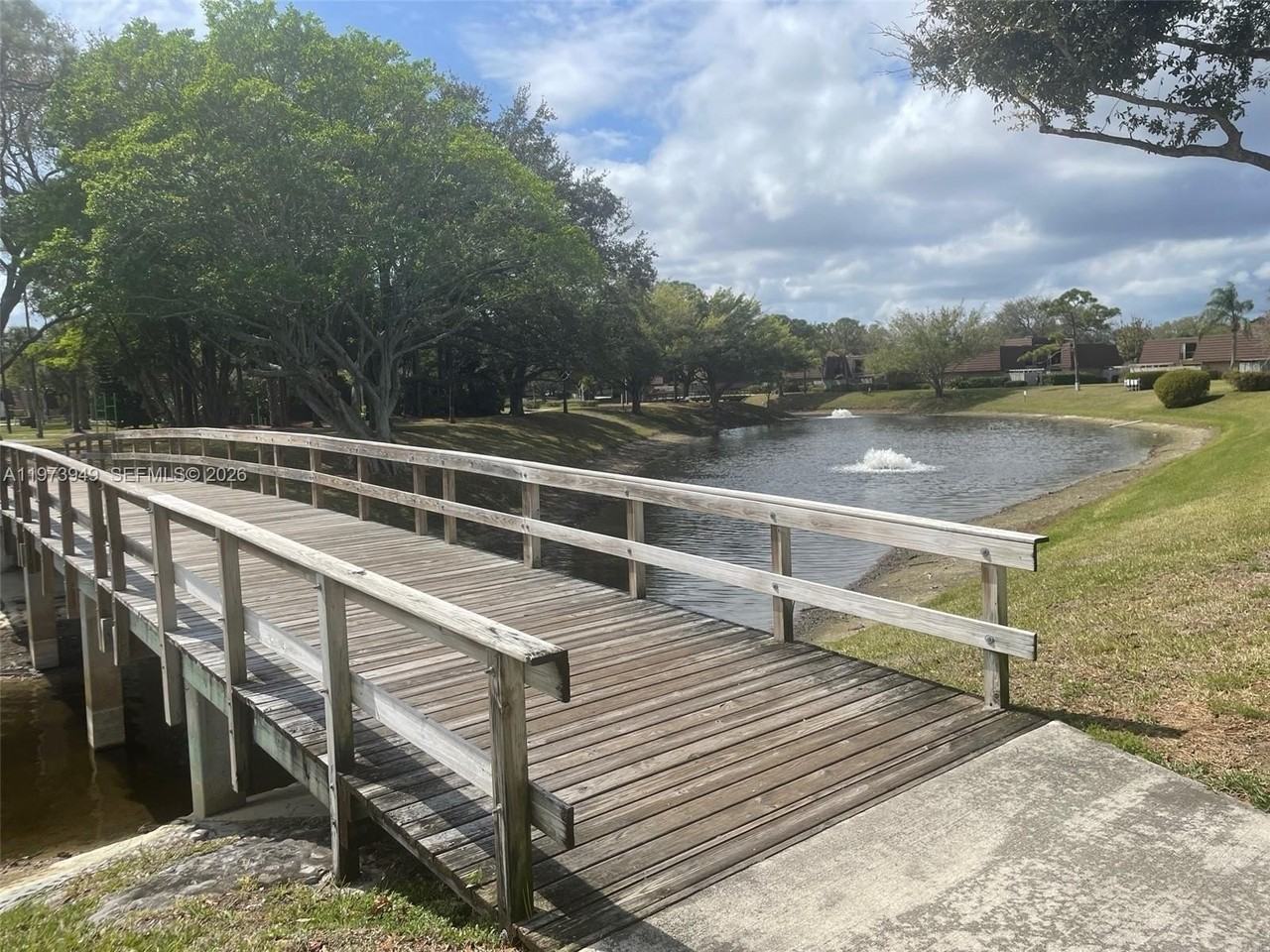 1123 11th Ln #1123 - Photo 3 of 11