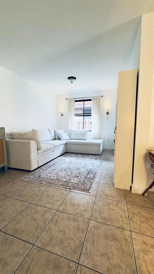 10131 Nw 10th St #0 - Photo 7 of 13