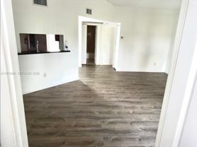 1120 N Franklin Ave #1120E - Photo 1 of 1