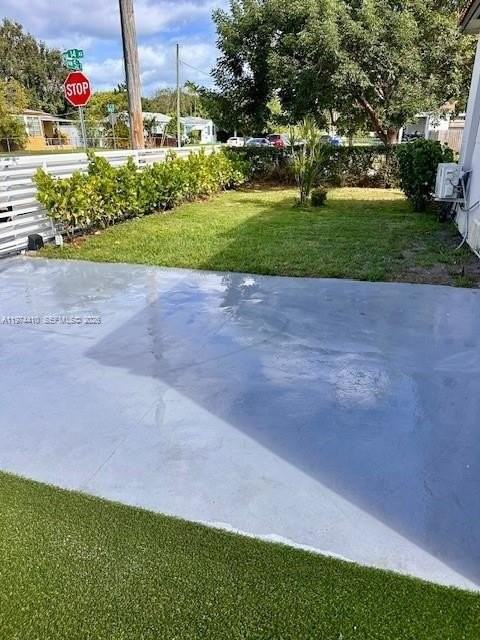 5180 Nw 14th Ave #B - Photo 4 of 15