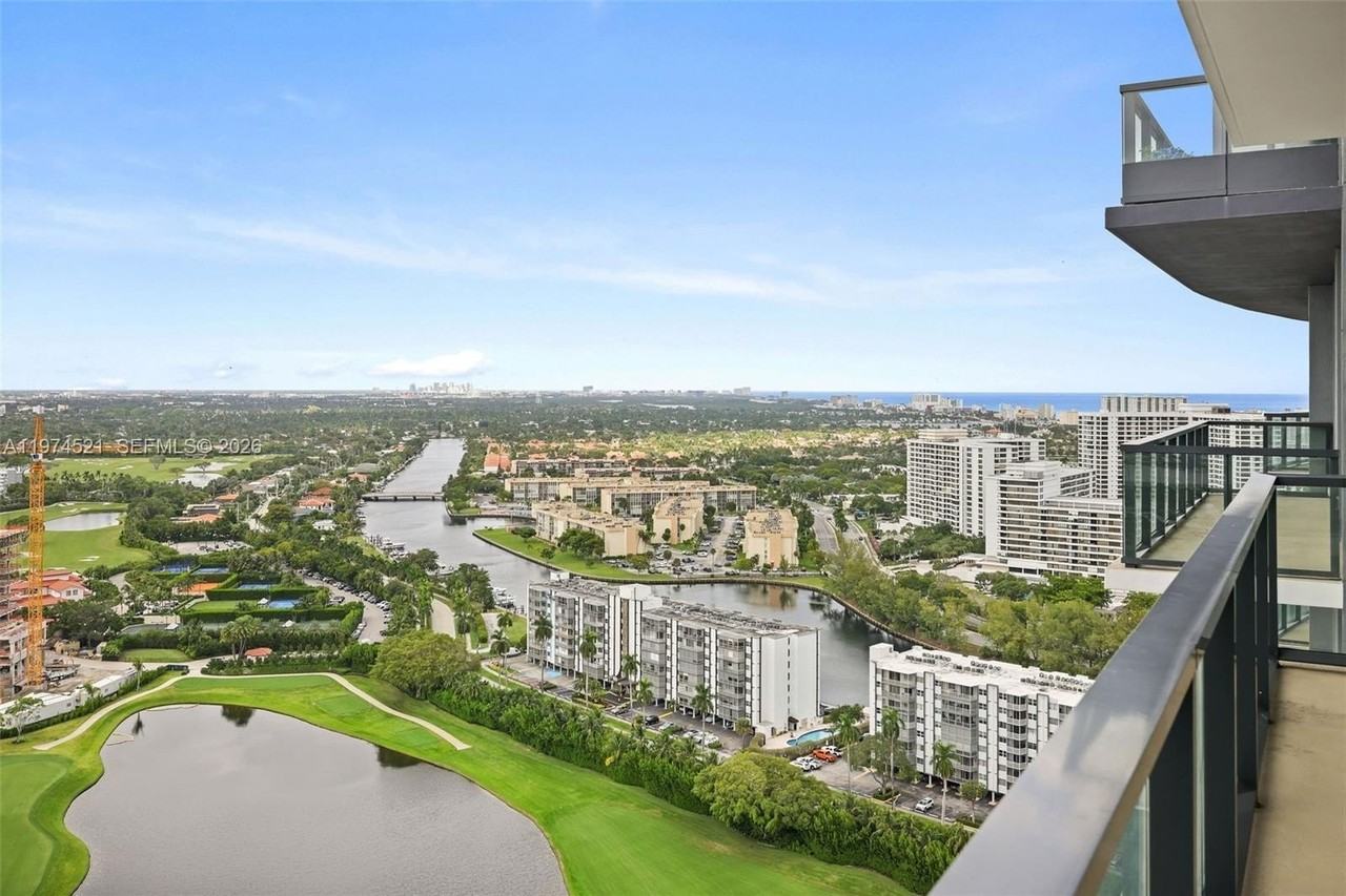 101 Diplomat Pkwy #1705