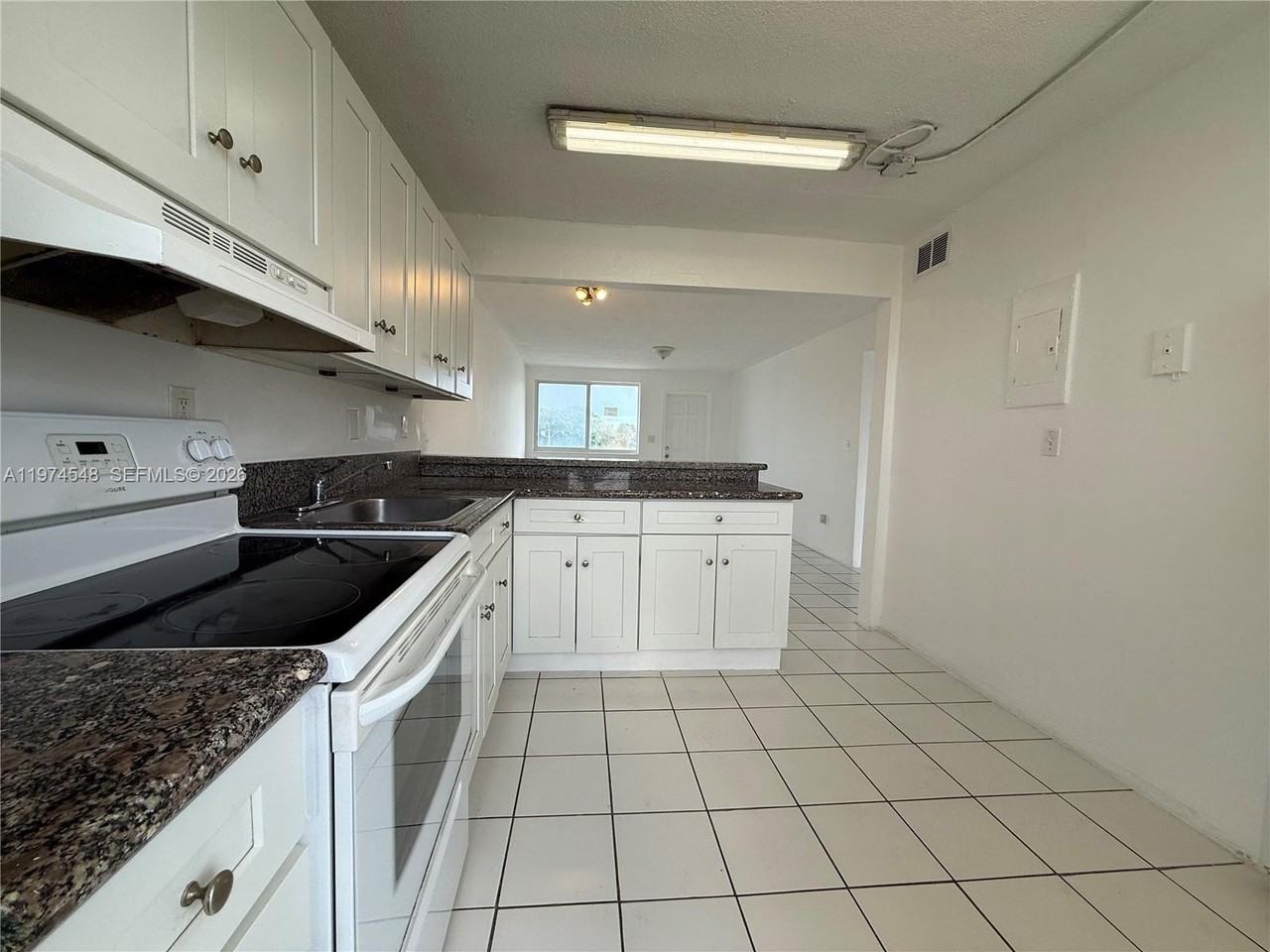 13215 Ne 6th Ave #309 - Photo 6 of 13