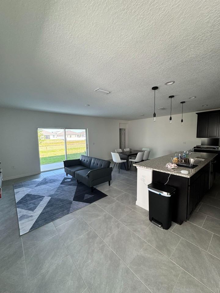 Starry Pt - Photo 7 of 18