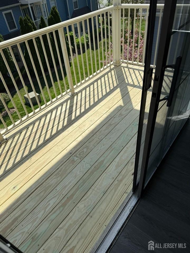 297 Cozzens Ct - Photo 6 of 16