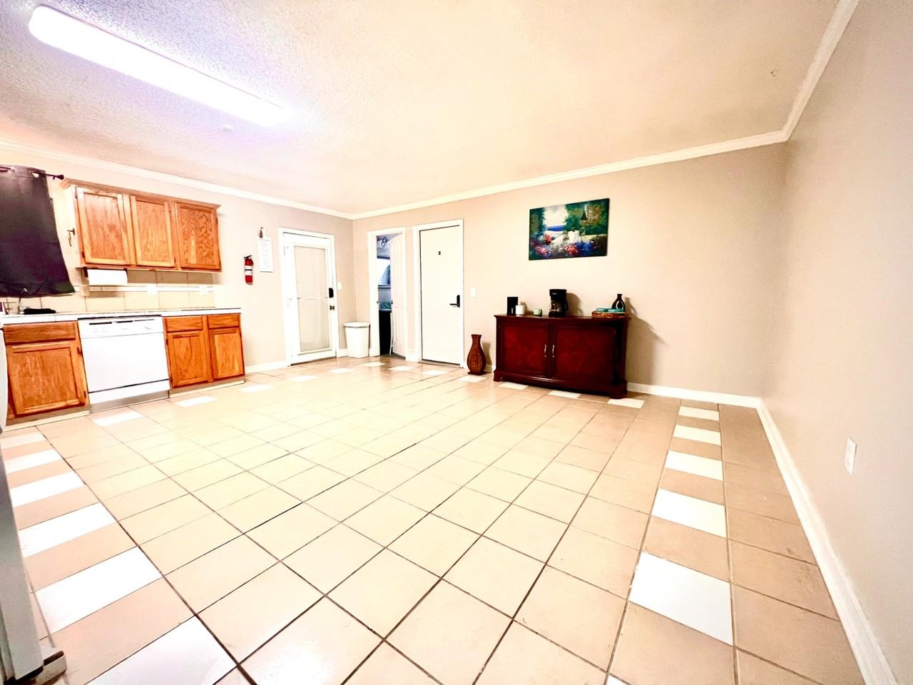 Thomas Sumter St - Photo 6 of 33