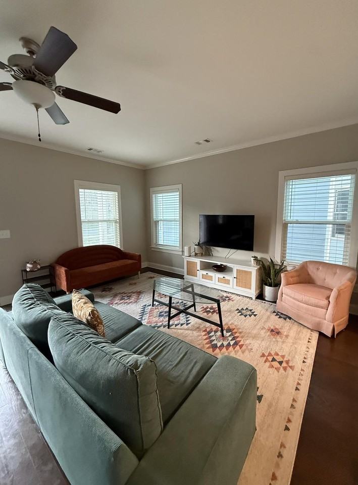 Connally St Se - Photo 2 of 29