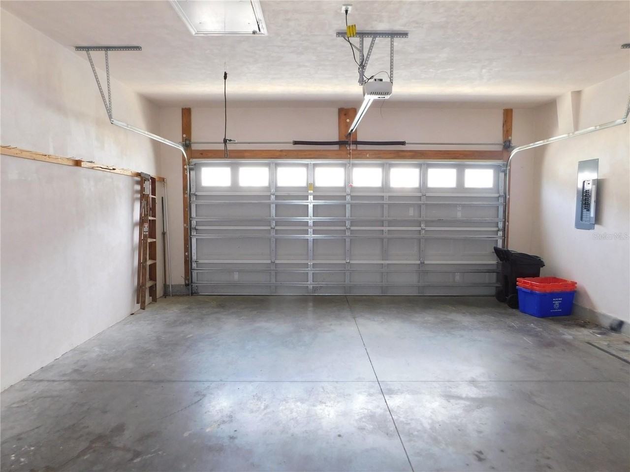 5156 Nw 21st Dr - Photo 7 of 25