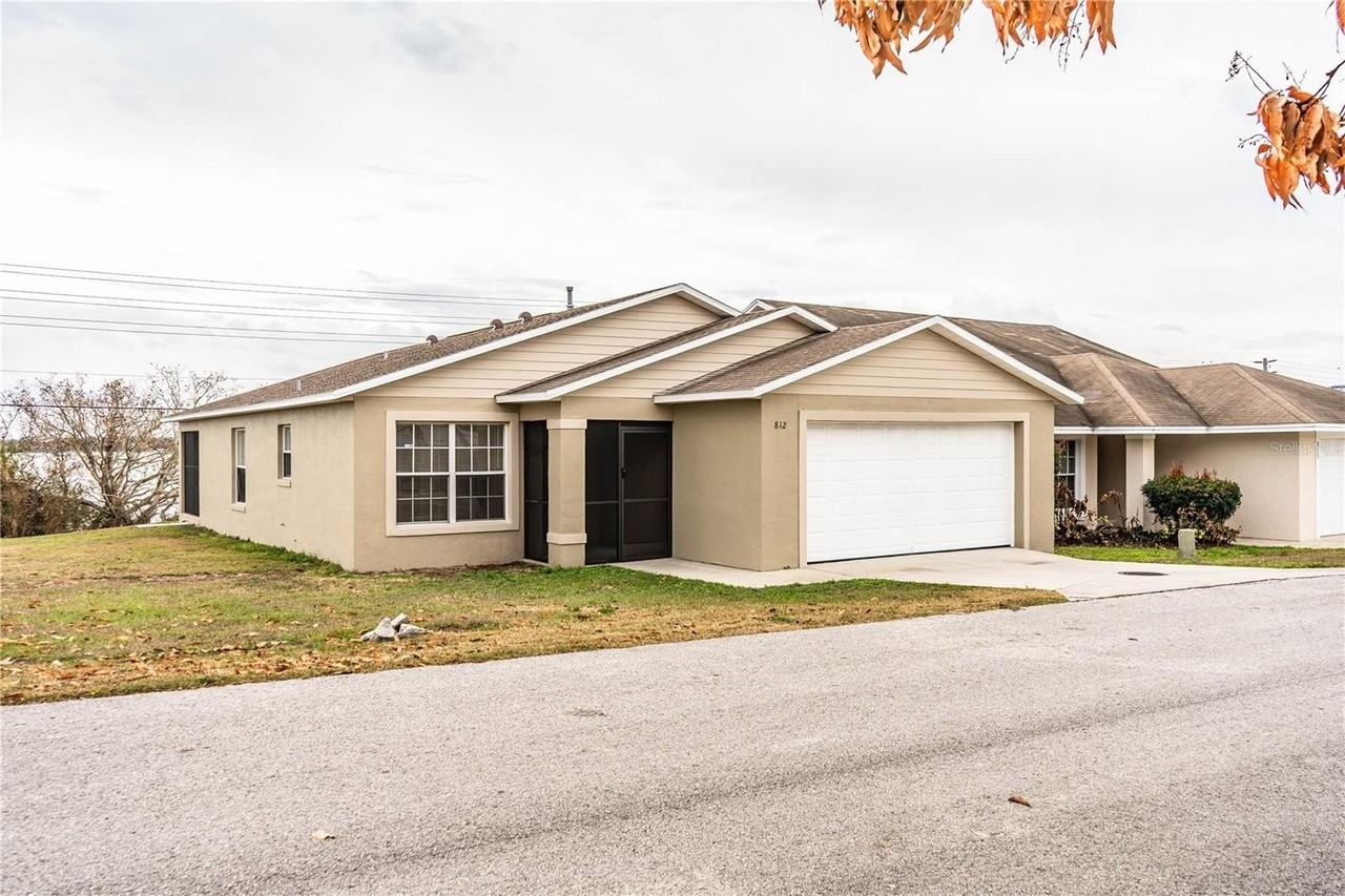 812 Marcia Loop - Photo 5 of 50