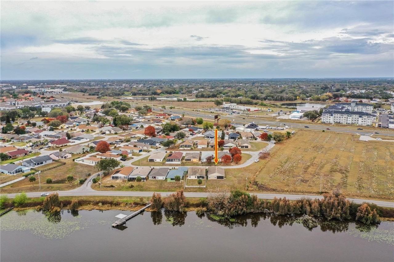 812 Marcia Loop - Photo 6 of 50