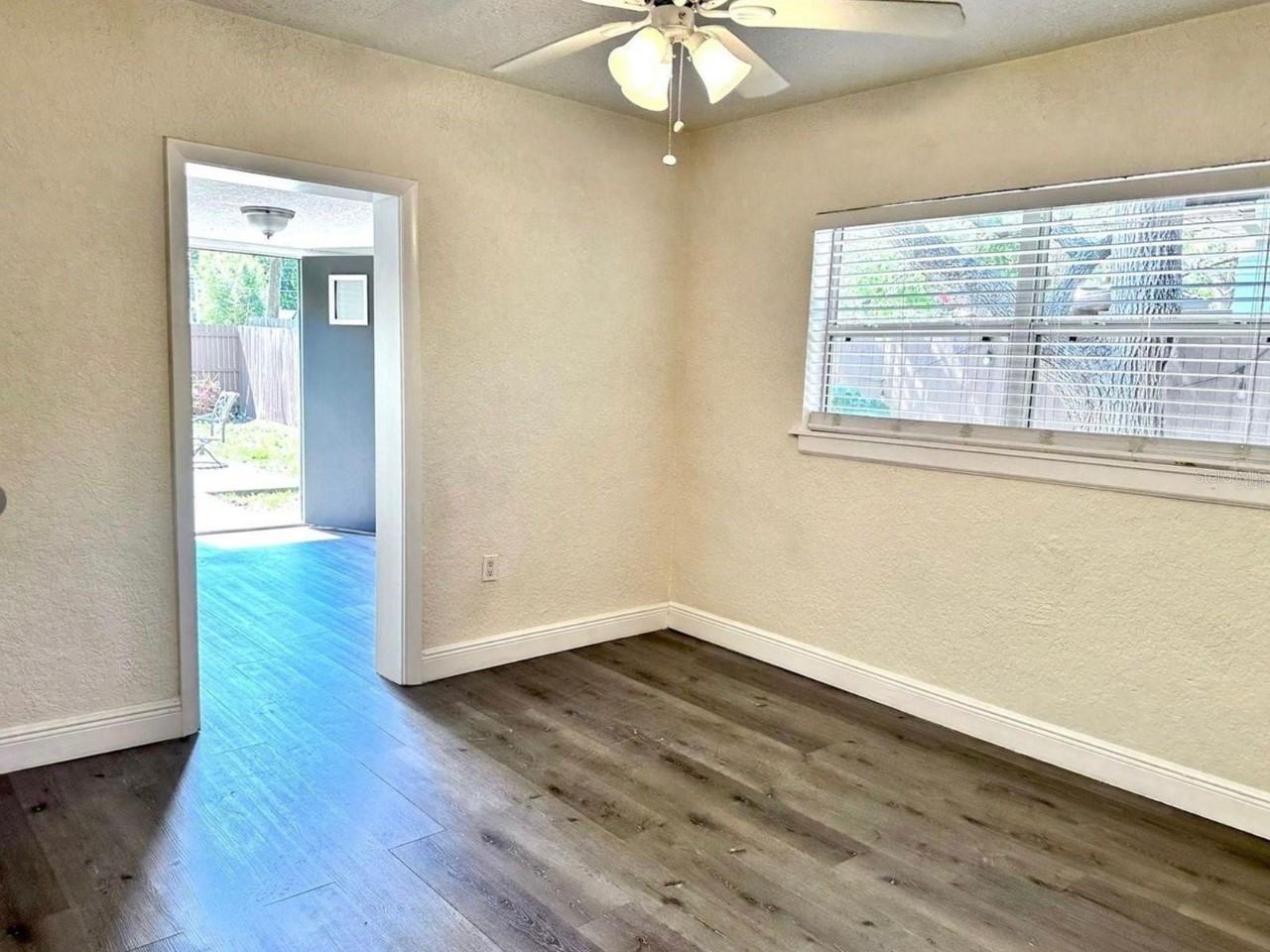 2510 Boyd Ave #B - Photo 6 of 9