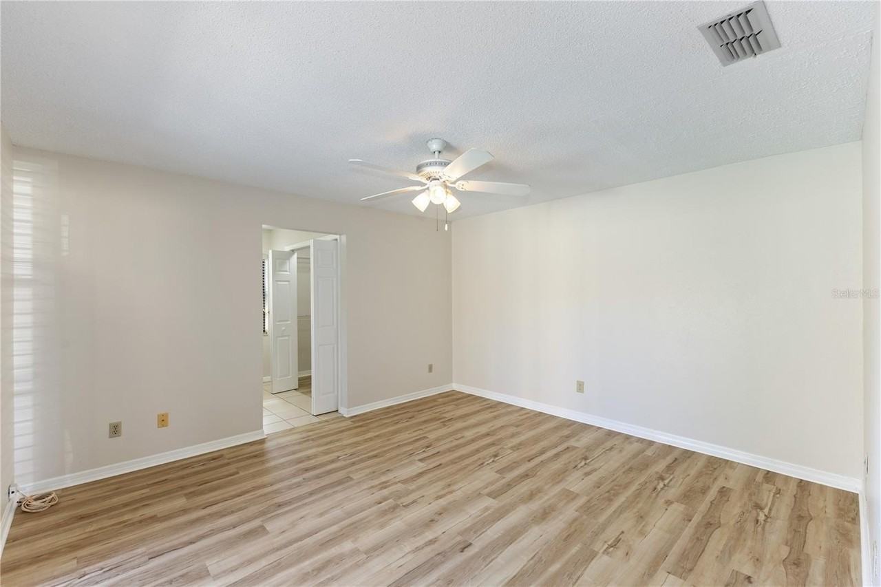 8030 S Madeira Ct - Photo 6 of 16