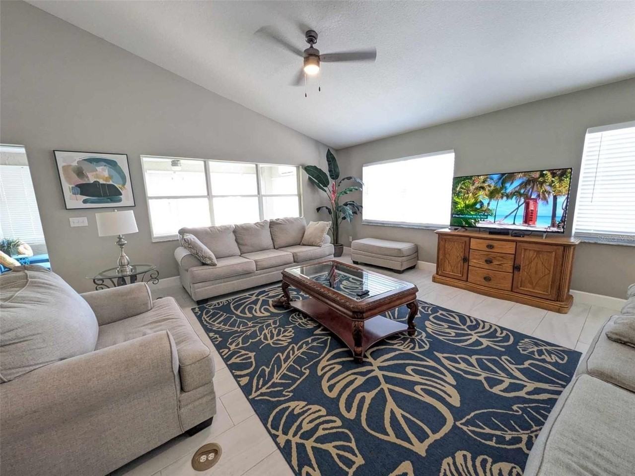 9513 Sw 92nd Place Rd - Photo 7 of 14