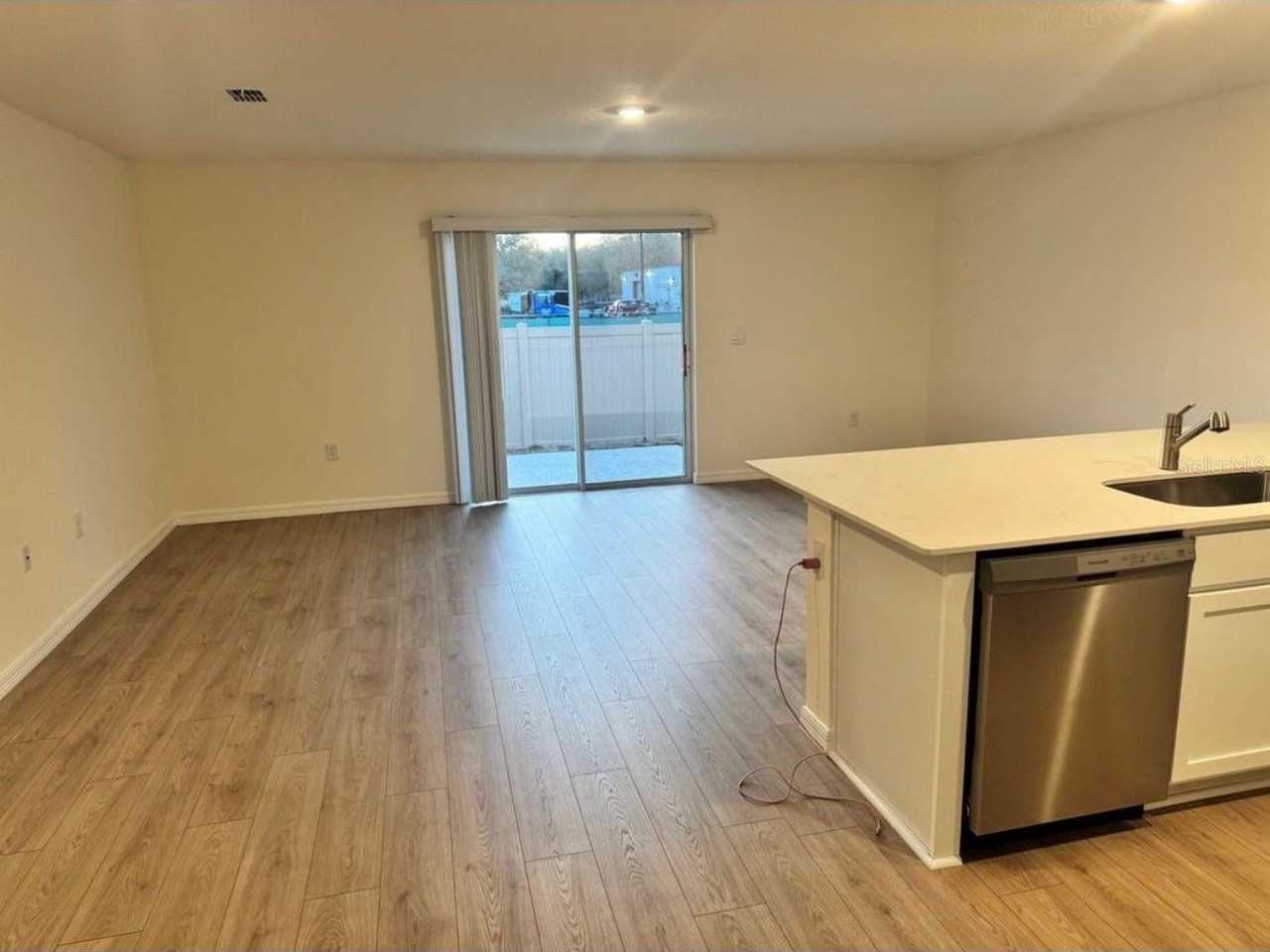 1822 Lindens St #13 - Photo 5 of 15