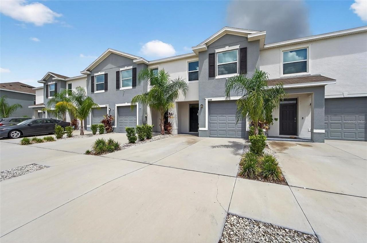 5068 Captain Davis Dr - Photo 3 of 50