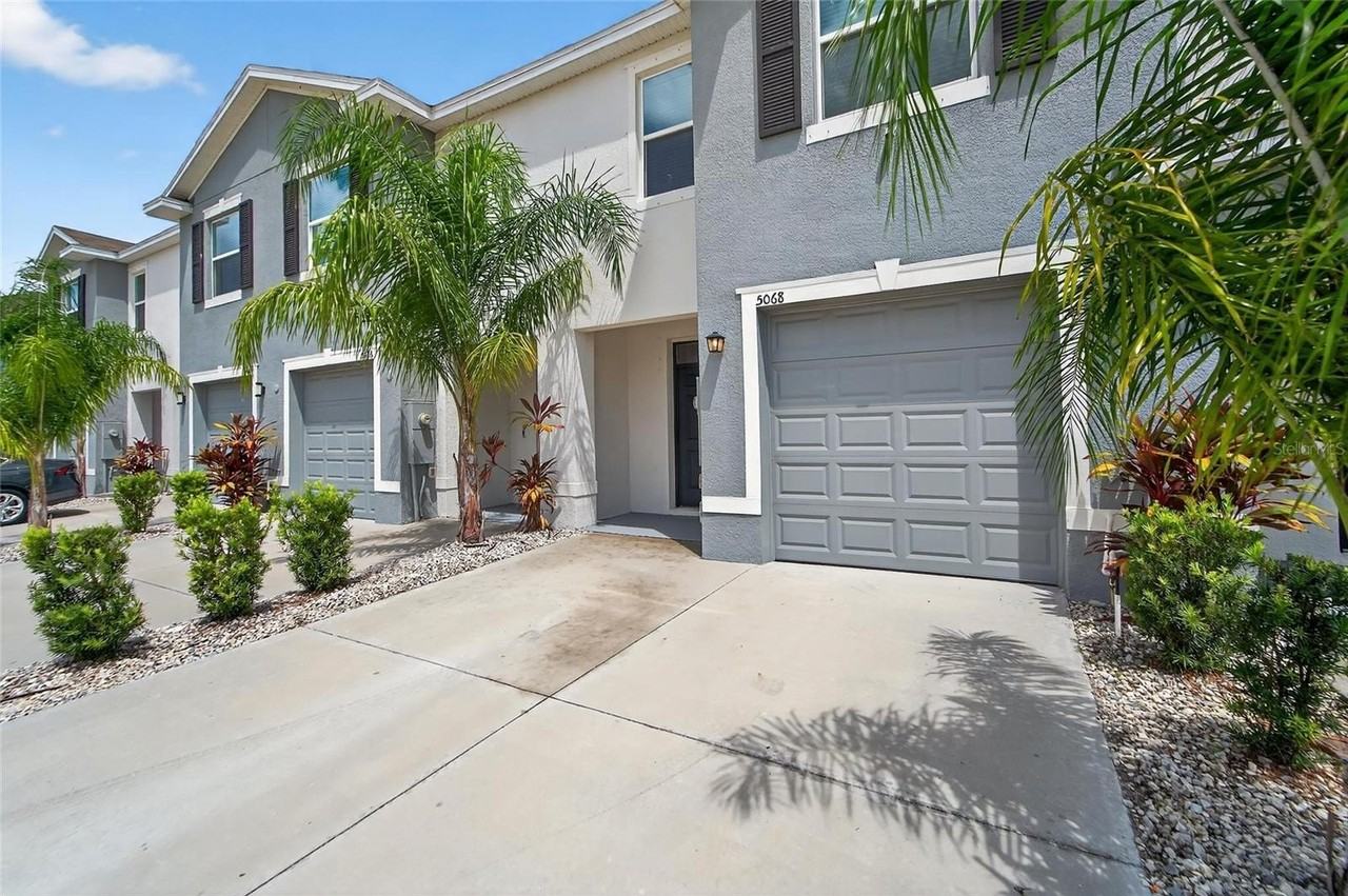 5068 Captain Davis Dr - Photo 5 of 50