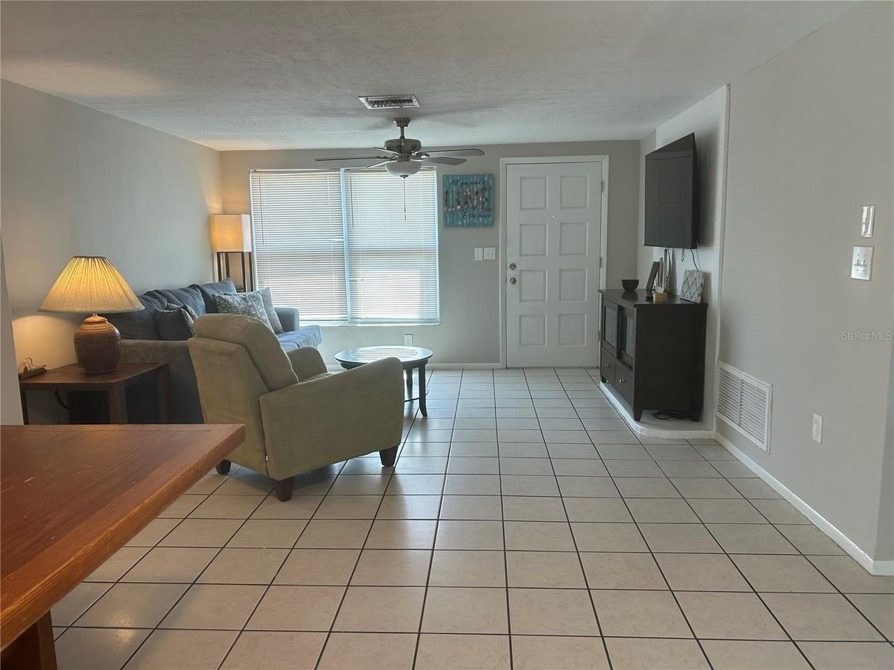 3201 Elkridge Dr - Photo 3 of 16