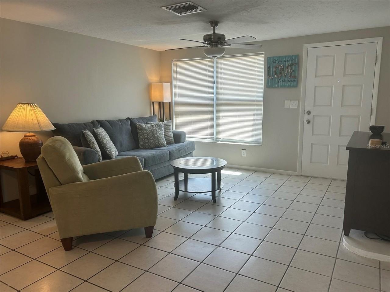 3201 Elkridge Dr - Photo 4 of 16