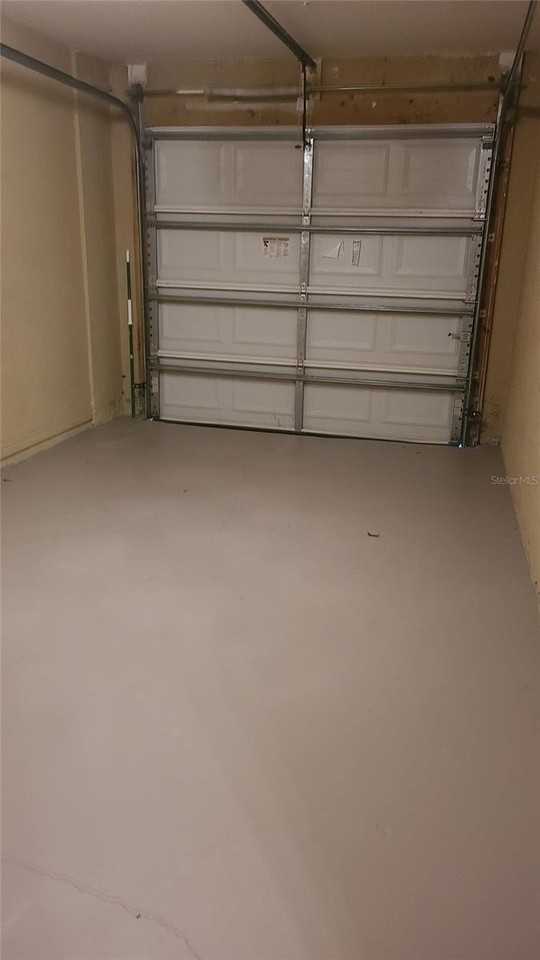 2914 Royal Tuscan Ln - Photo 5 of 35