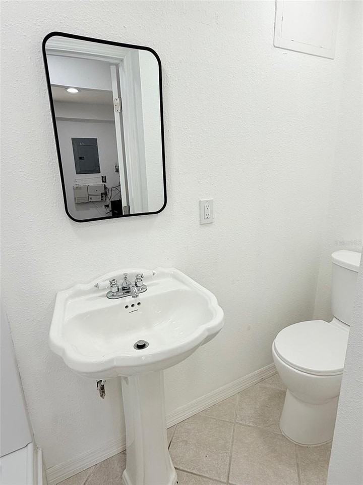 707 40th St W #A - Photo 6 of 7