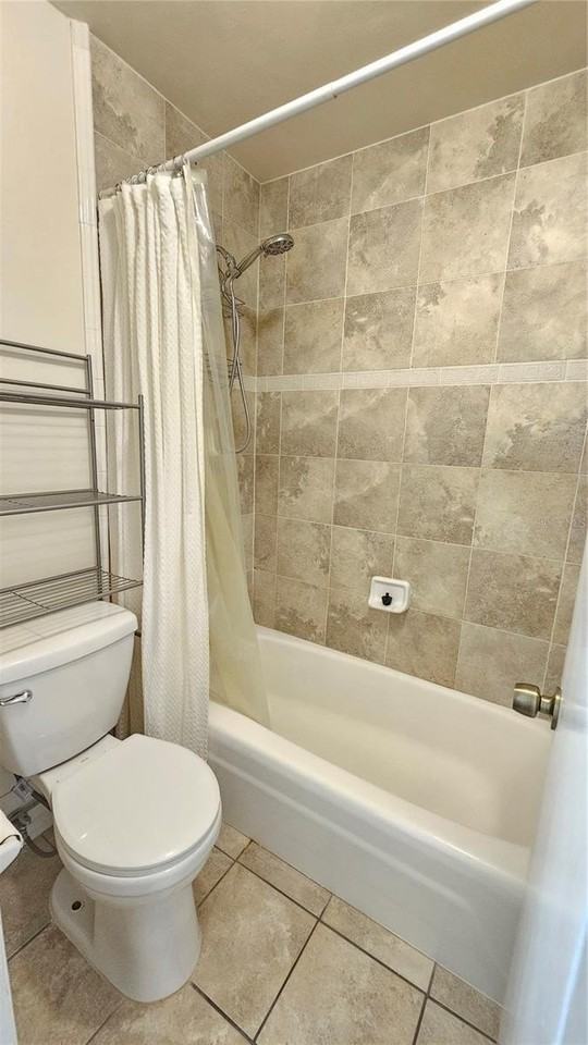 5301 W Cleveland St - Photo 7 of 18