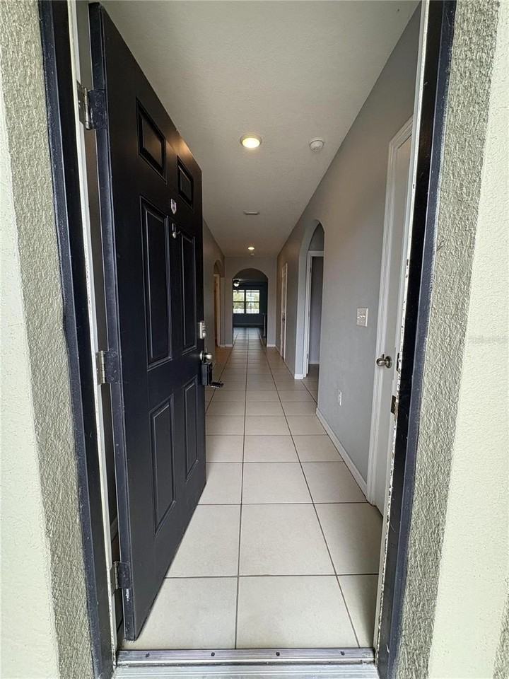 8216 Bilston Village Ln - Photo 3 of 39