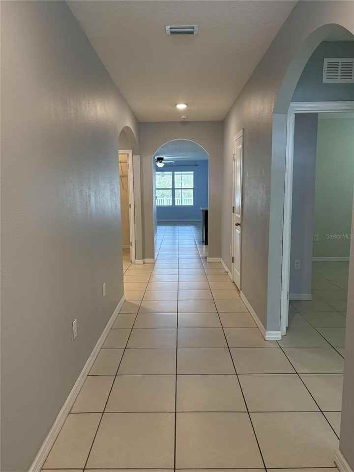 8216 Bilston Village Ln - Photo 4 of 39