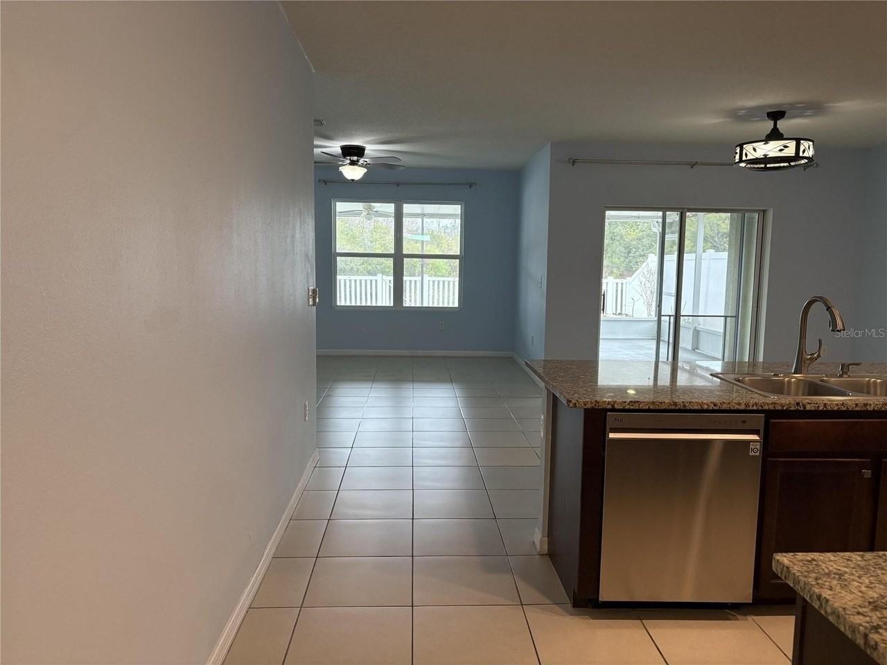 8216 Bilston Village Ln - Photo 6 of 39