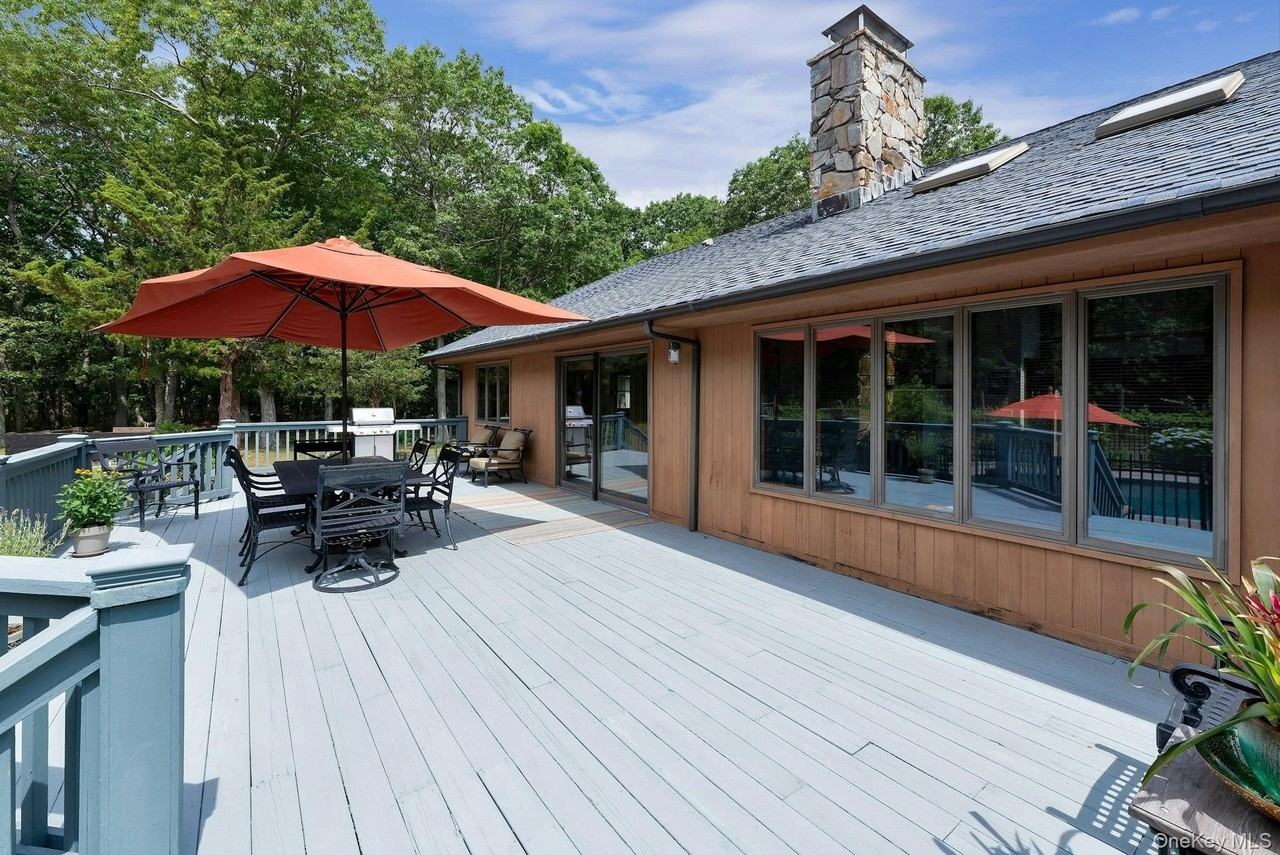 2905 Private Rd - Photo 2 of 32