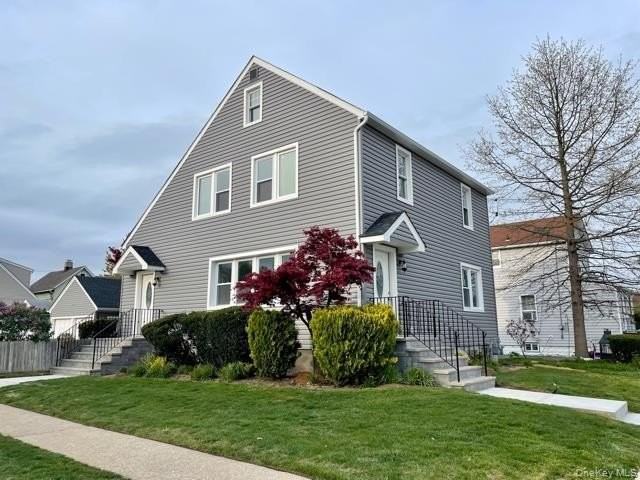 101 Davison Ave Unit 2 - Photo 2 of 11