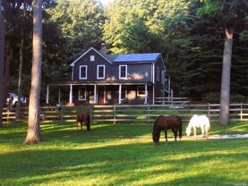 42 Blydenburgh Ln - Photo 1 of 1