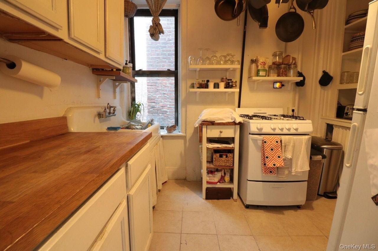 W 27th Street Dr - Photo 5 of 9