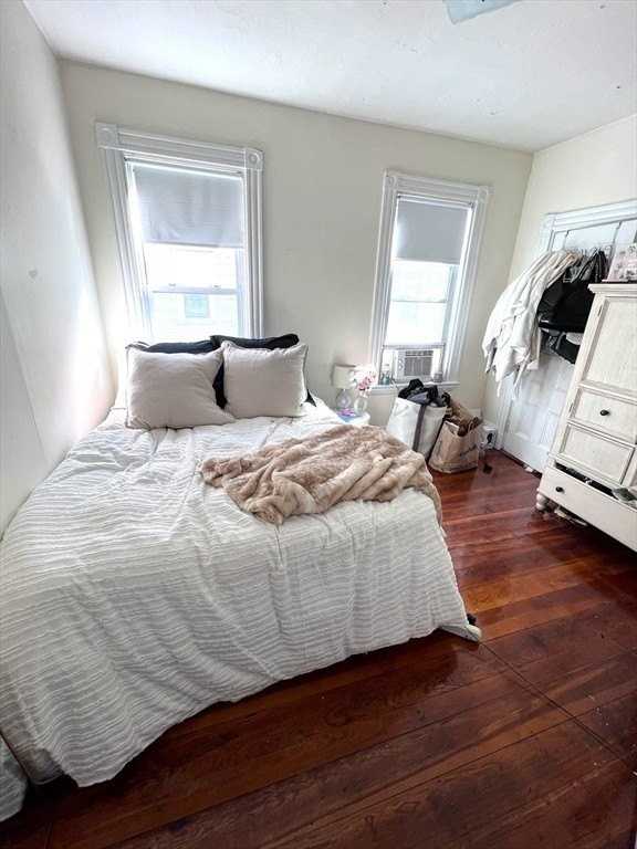 667 E 8th St Apt 2 - Photo 3 of 6