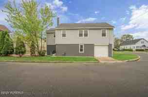 featured image of 146 James St Unit Rear