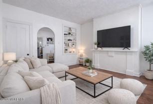 40 Westervelt Pl Apt 3 #Apt 3 - Photo 1 of 1