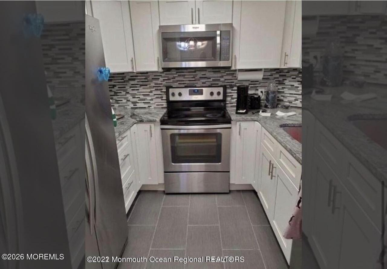 32 Baker Dr - Photo 6 of 15