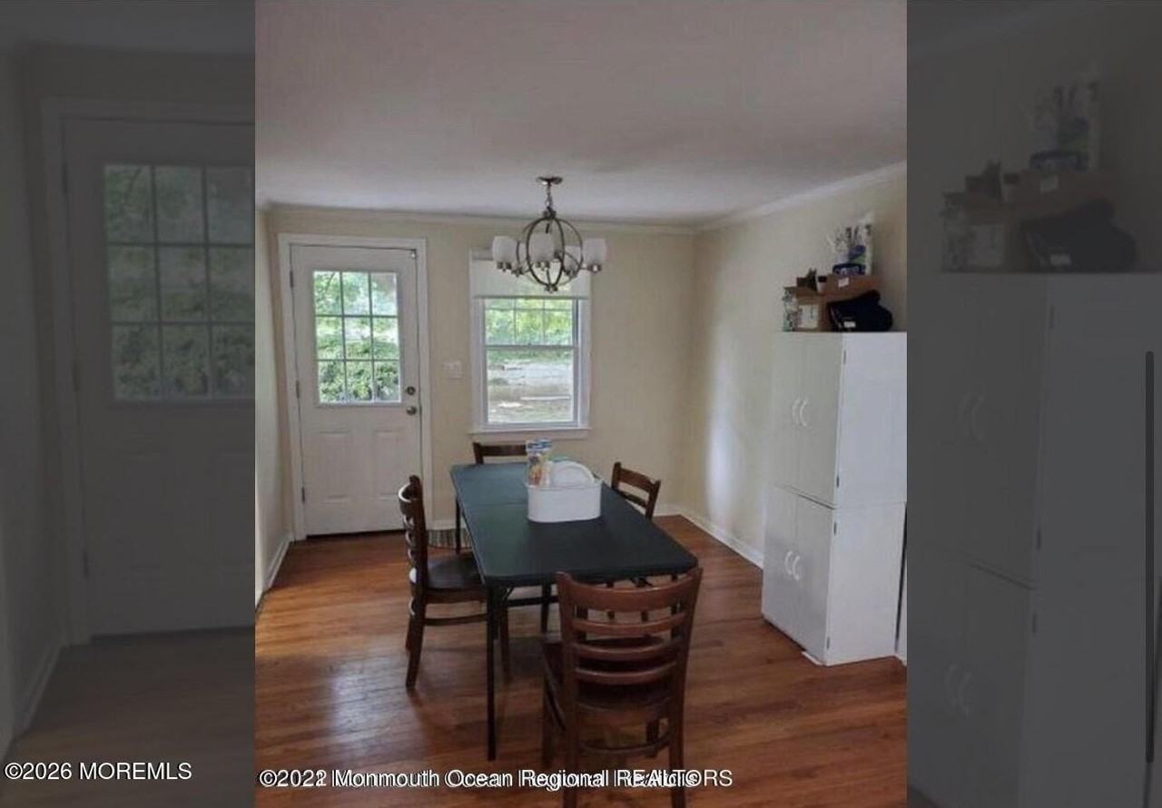 32 Baker Dr - Photo 7 of 15