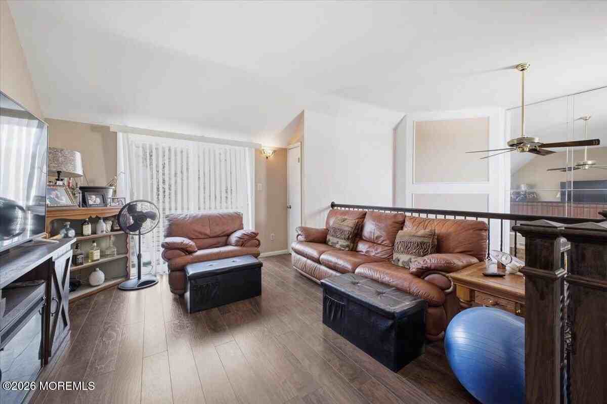 337 Tavistock Road - Photo 5 of 24