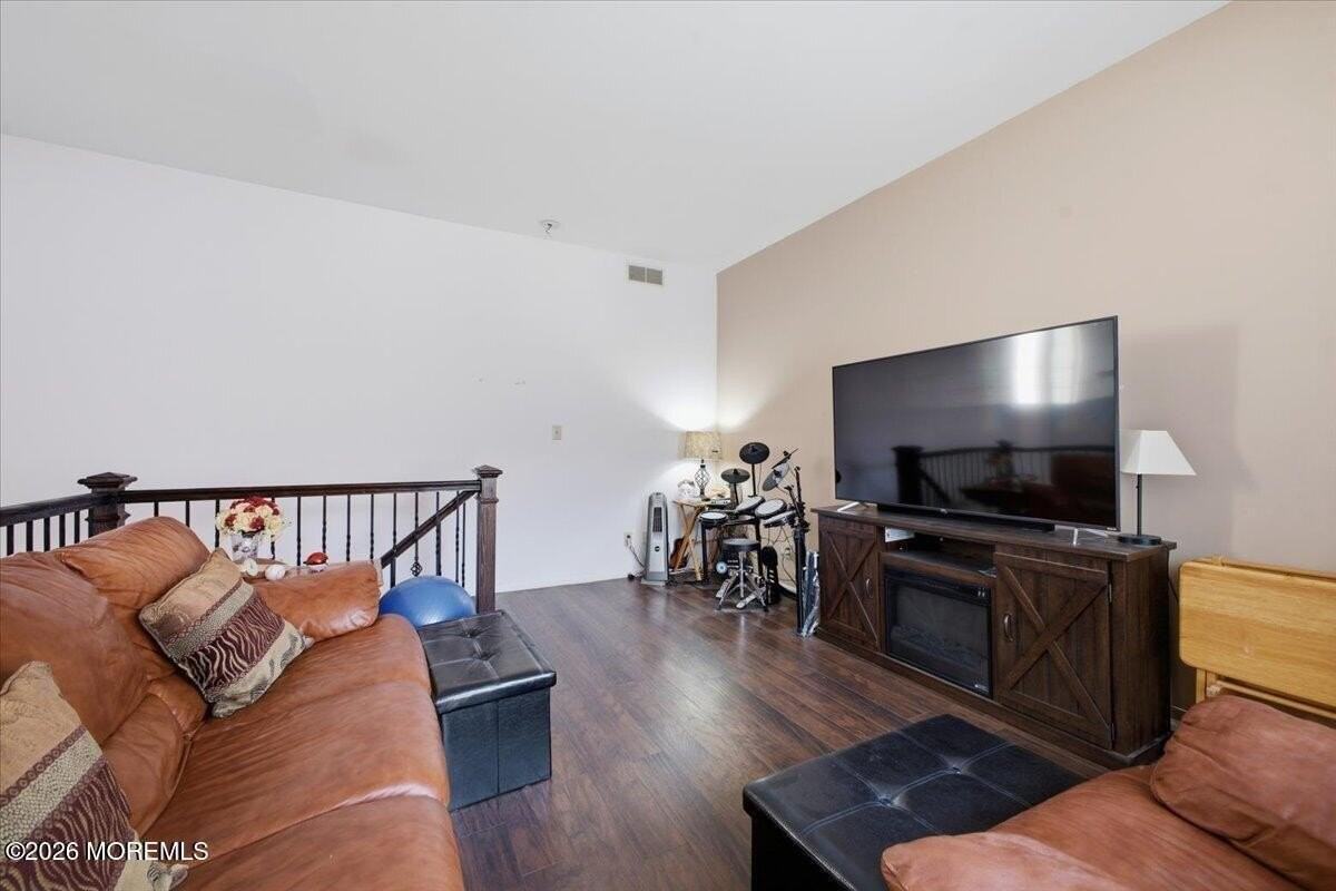 337 Tavistock Road - Photo 7 of 24