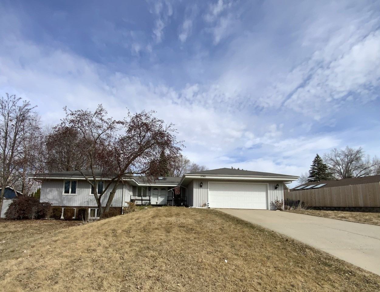 5746 Berwick Pl - Photo 3 of 21