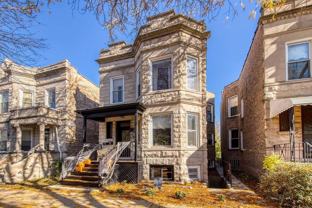 2453 N Mozart St Unit G - Photo 1 of 1