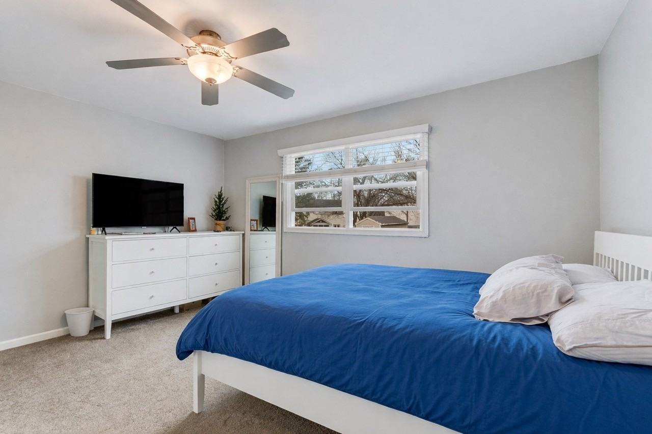 2340 Portsmouth Ct - Photo 7 of 18