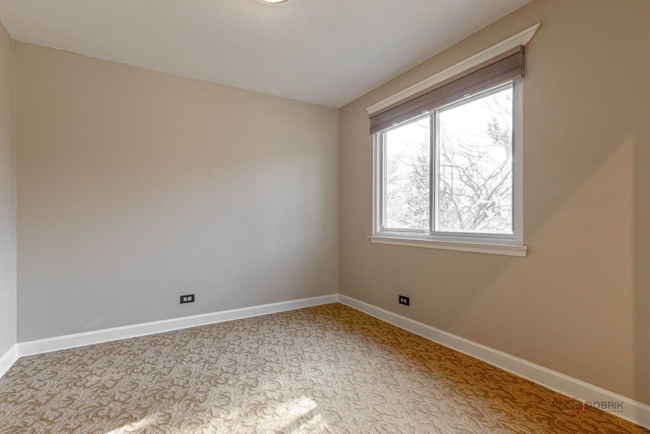 203 Blossom Ct Unit 203 - Photo 6 of 22