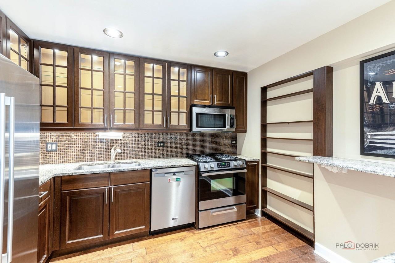 203 Blossom Ct Unit 203 - Photo 7 of 22