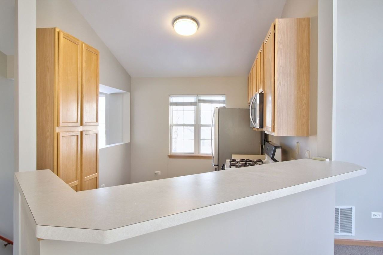 2427 Sheehan Dr Unit 202 - Photo 5 of 14